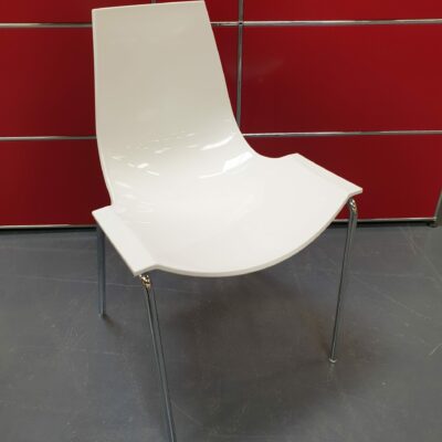 Chaise Tramo, Elena – Image 3